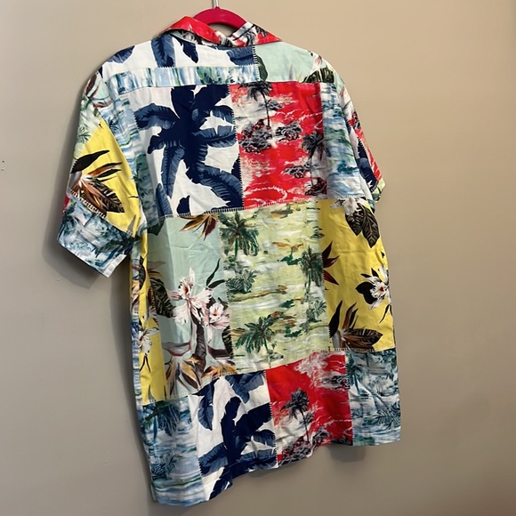 Cremieux Tropical Print Short-Sleeve Woven Camp Shirt - Picture 6 of 10